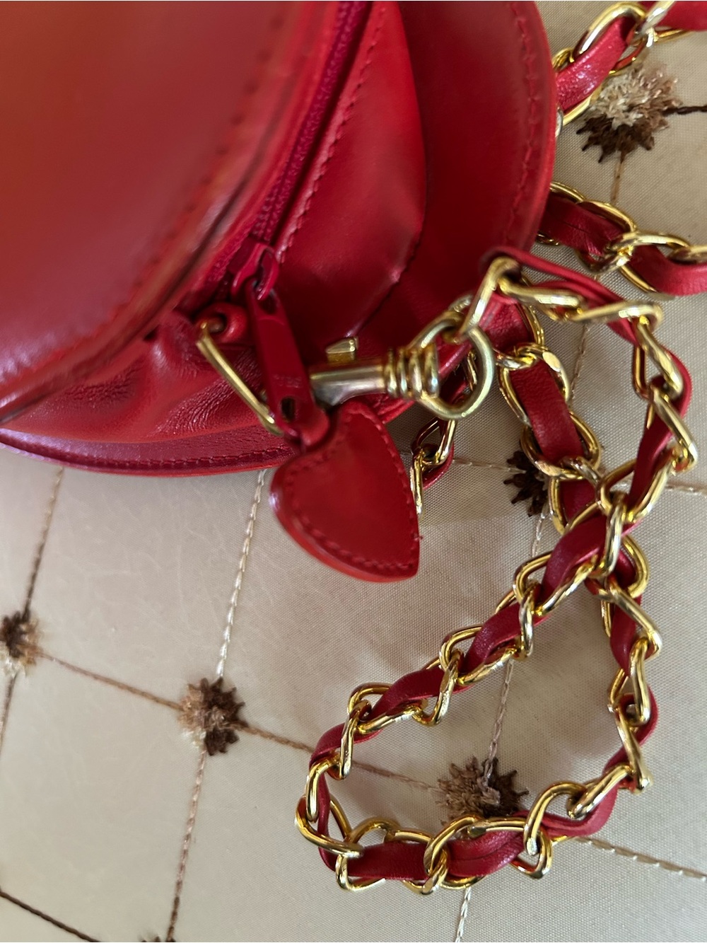 MCM Red Heart Studded Crossbody with Gold Chain Cromer Design - Picture 16 of 16